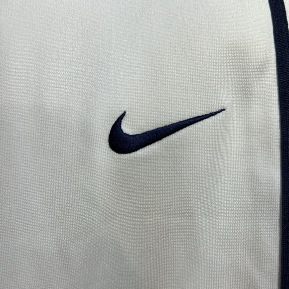 Adult Small - Picture 2 of 6